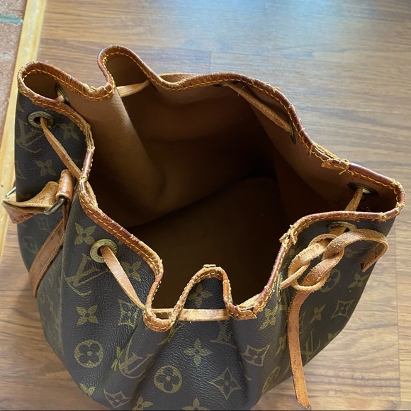 Louis Vuitton Petit Noe vintage bag - Picture 7 of 16